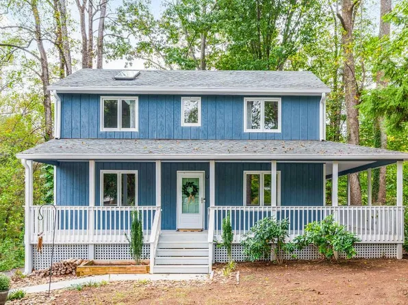 106 Constitution Way, Forest, VA 24551