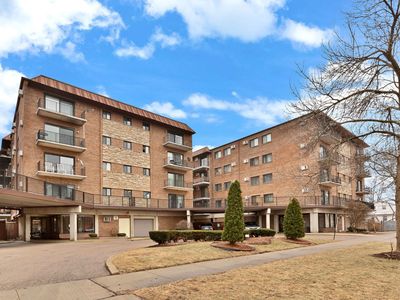 2325 N Neva Ave APT 409, Chicago, IL, 60707