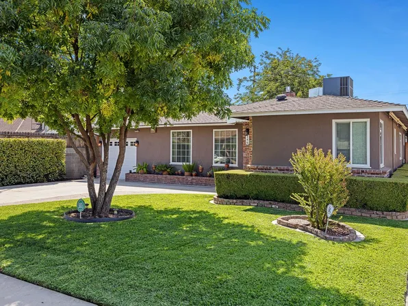 146 E Fountain Way, Fresno, CA 93704