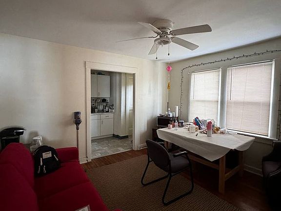 3rd image of 2826 Clermont Ave