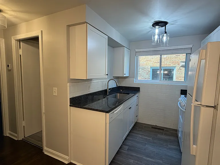 6254 Cortelyou Ave #1 — Photo 11
