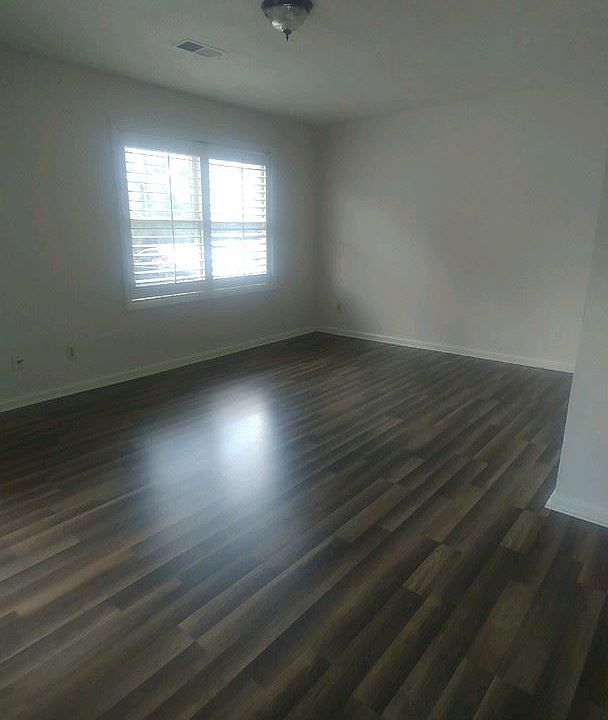 2nd image of 1812 Williams Rd APT A