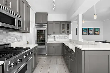 304 West 89th Street