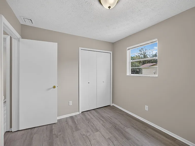 1083 Stokes St — Photo 16