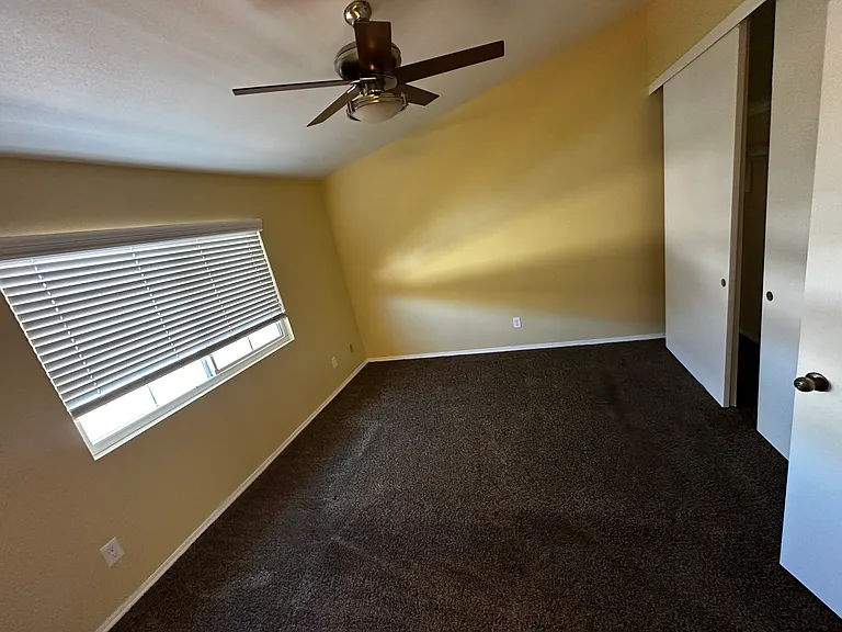 1465 E Lexington Ave #17D — Photo 19