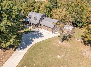 102 Highwater Rd, Waverly, TN 37185