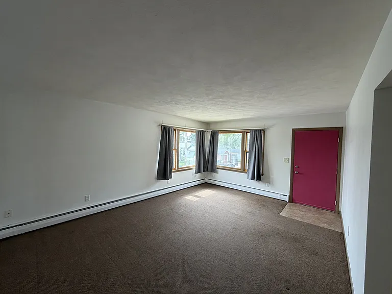 1245 High Bluff St #2 — Photo 4