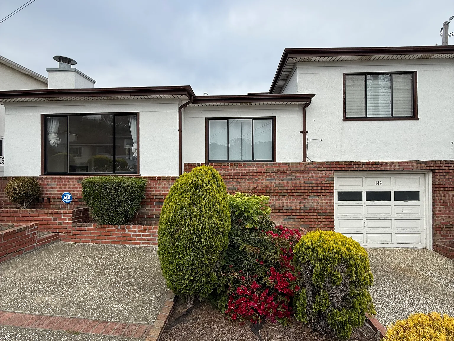 4 bed, 1890 sqft, $6,000 — Photo 2
