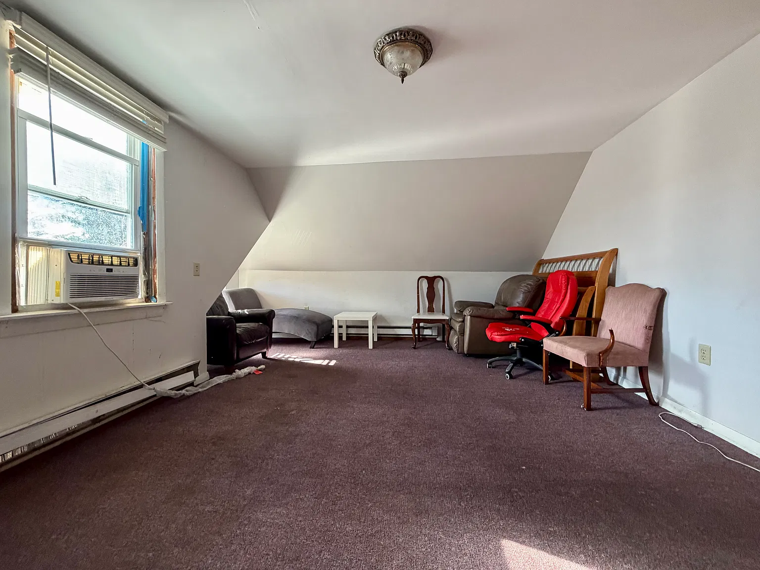 2 bed, 9999 sqft, $2,300 — Photo 2
