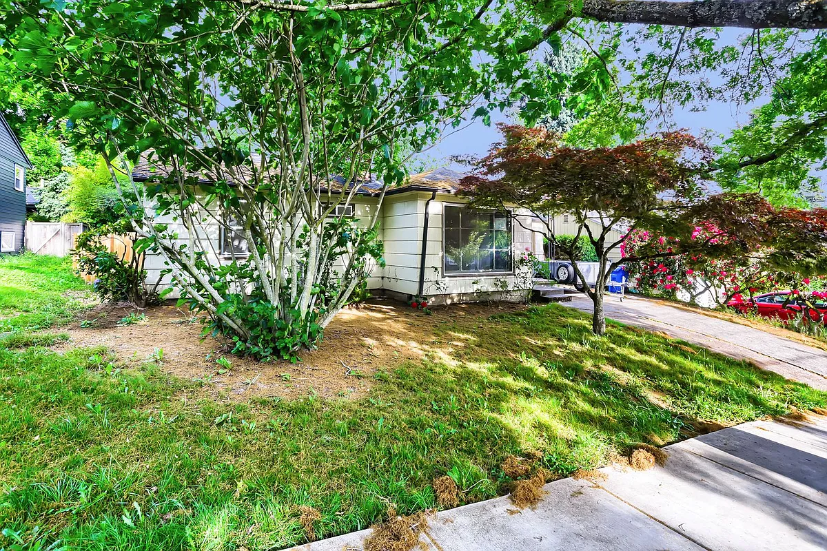 Building Photo - 2806 SE 78th Ave