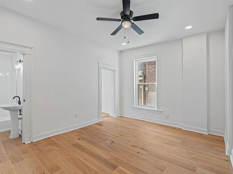 513 N Central St #2 — Photo 13