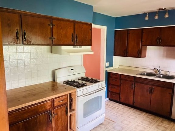 4th image of 0S411 Melolane Dr