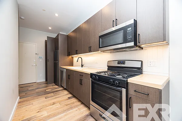 Rented by The KCI Group | media 31