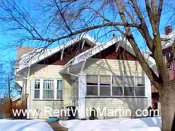 1410 W 2nd St, Waterloo, IA 50701