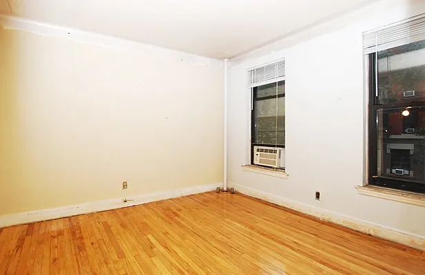 Sold by Nest Seekers International | media 1