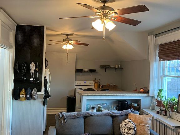 3rd image of 1614 Monument Ave Fl 3