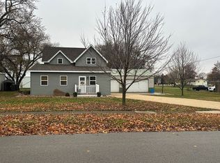 225 1st St, Dumont, IA 50625