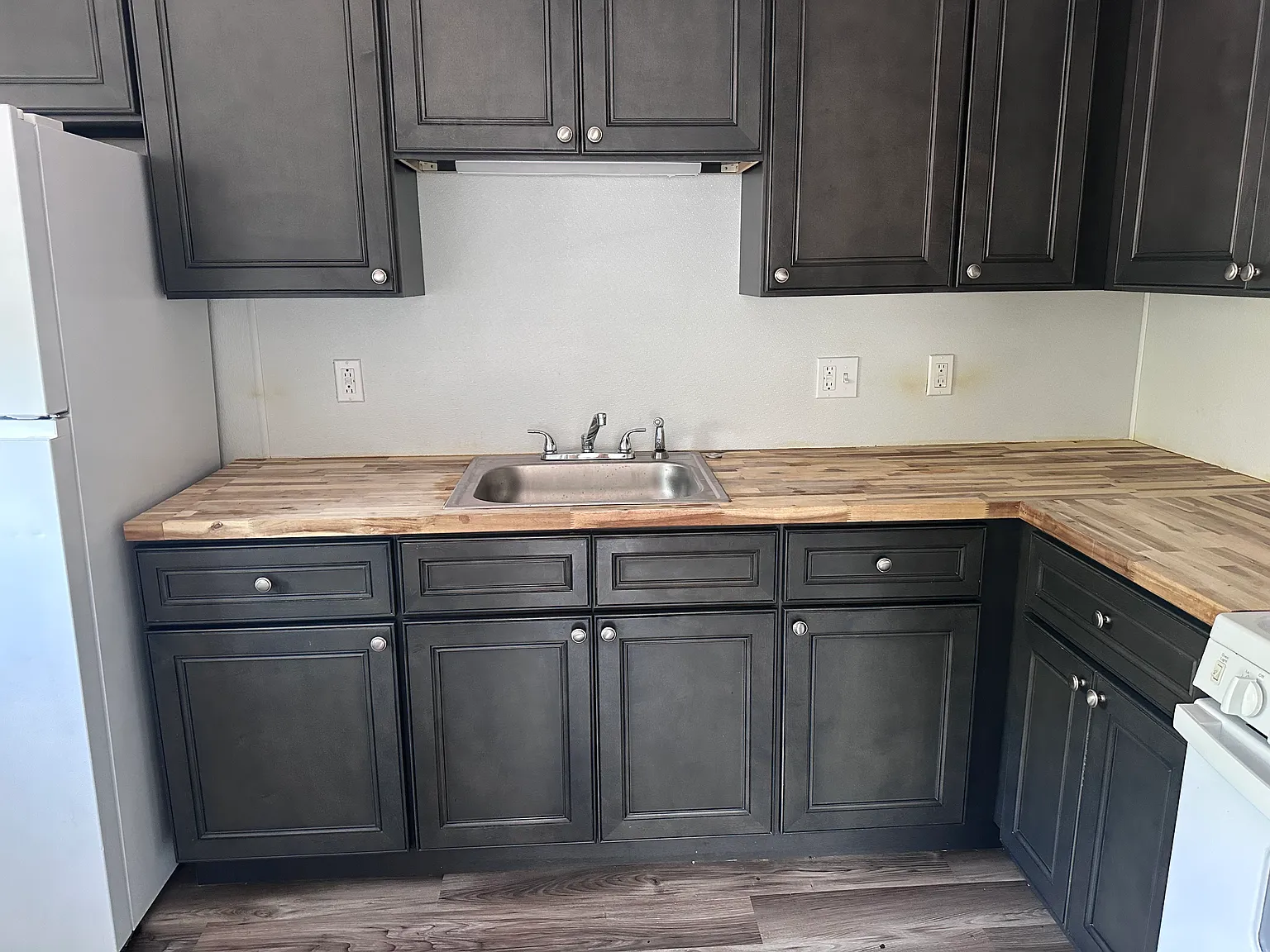 1 bed, 800 sqft, $900 — Photo 2