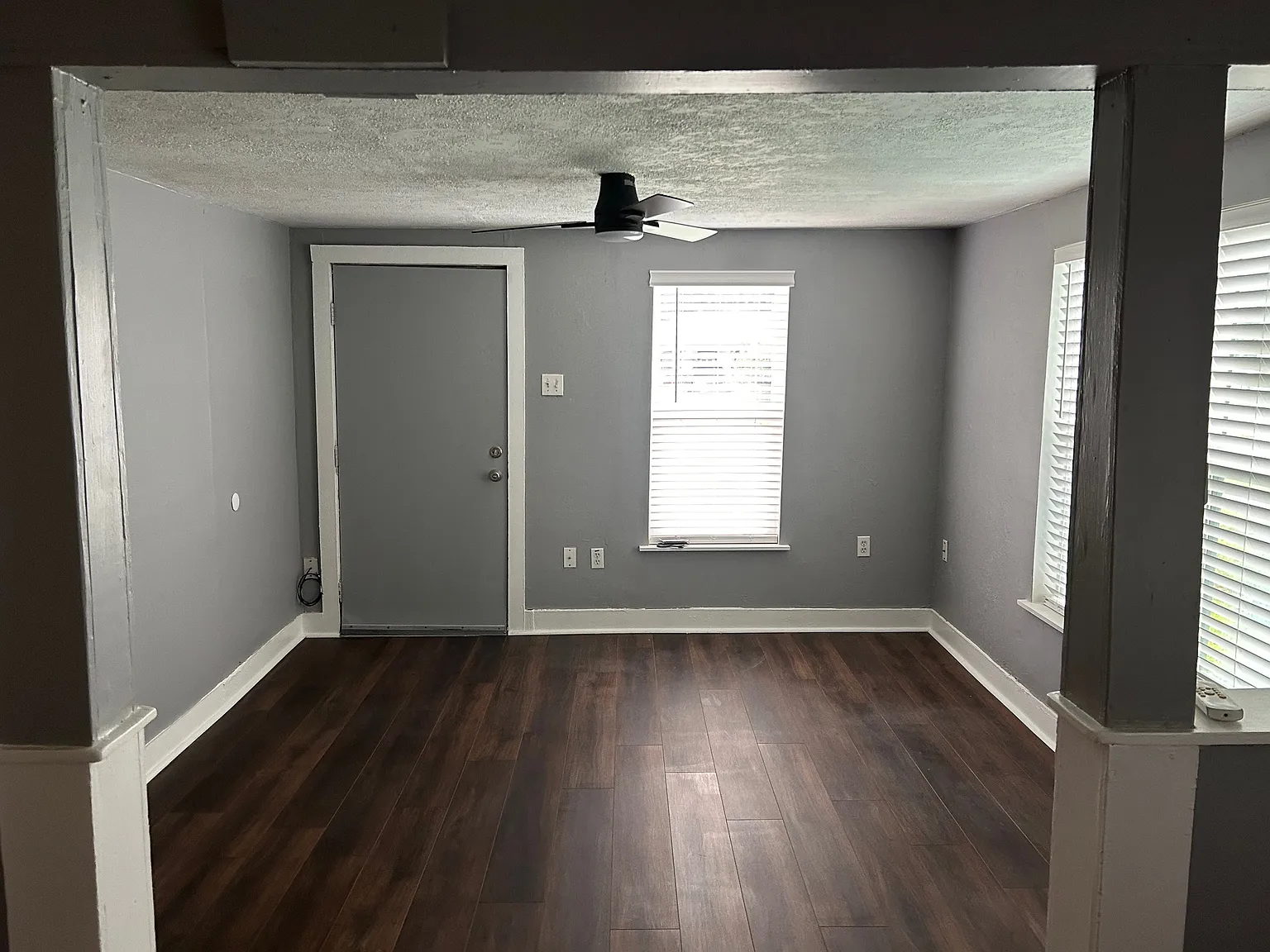 812 Granville Dr — Photo 3