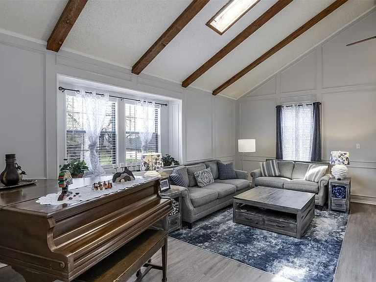 2205 Prestonwood Dr — Photo 4