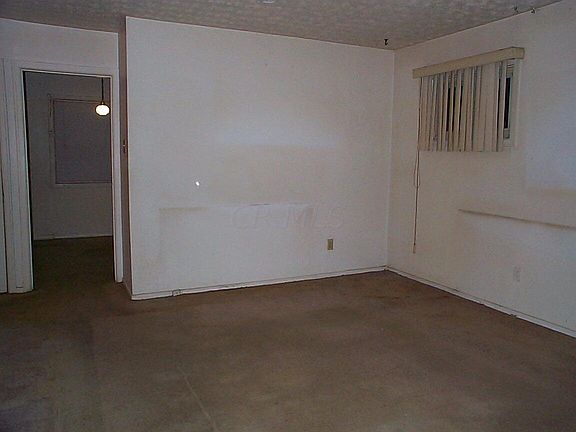2nd image of 4362 Lynn Cir