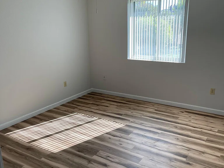 3443 E Poinsettia Dr — Photo 13