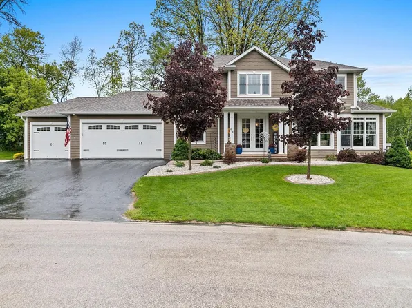 315 Micarl COURT, Manitowoc, WI 54220