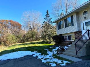 4602 1/2 Ridge Cliff Dr, Saint Paul, MN 55122