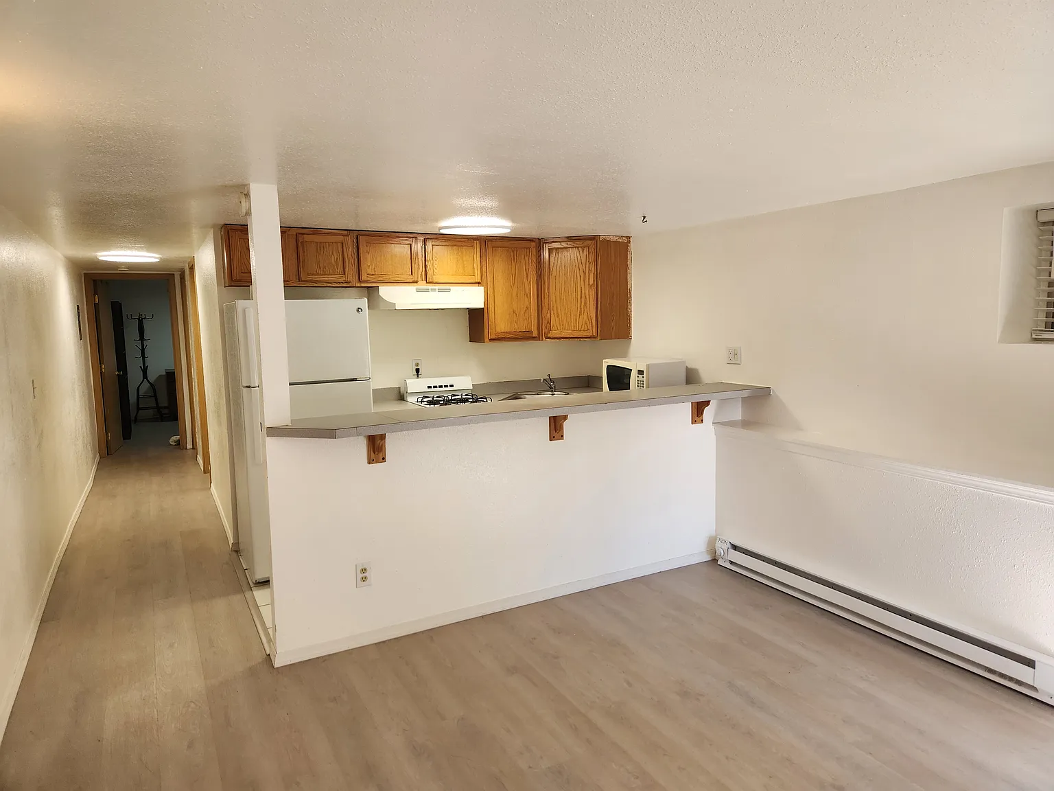 2 bed, 660 sqft, $1,690 — Photo 1