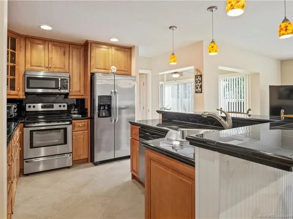 1800 SE Saint Lucie Blvd APT 9-105, Stuart, FL 34996