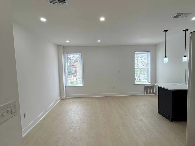 1012 W Lanvale St #3 — Photo 3