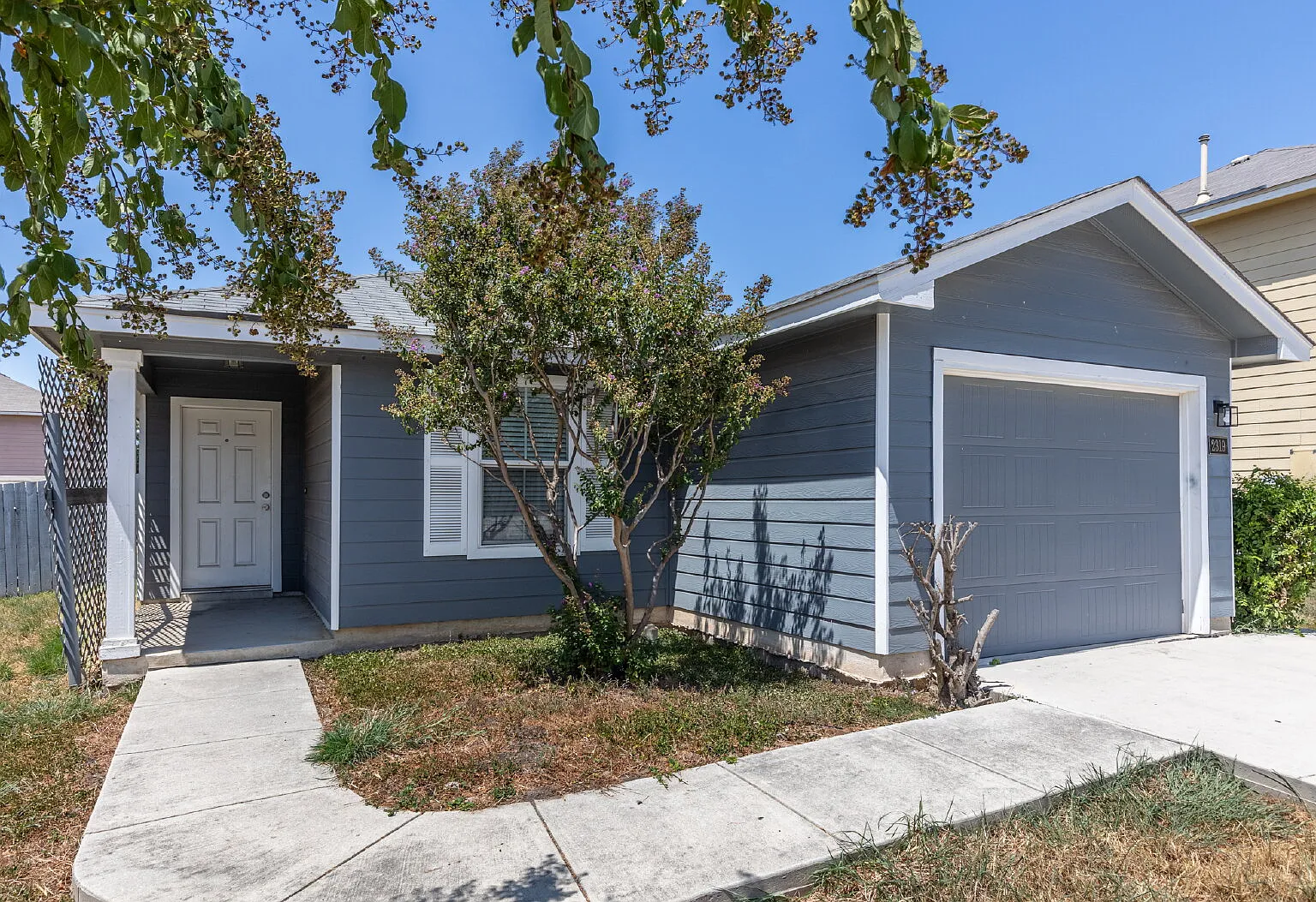 2 bed, 1.0 bath, 968 sqft, $1,350 — Photo 3