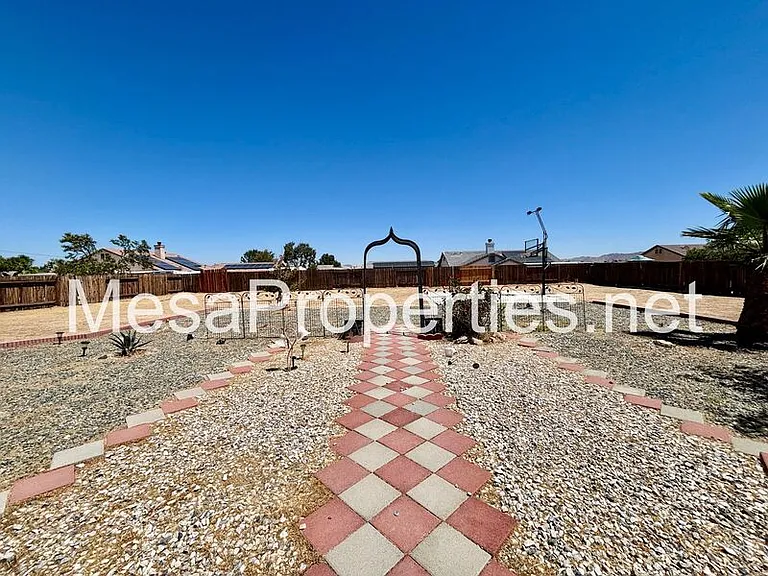 21172 Cabernet Ln — Photo 20