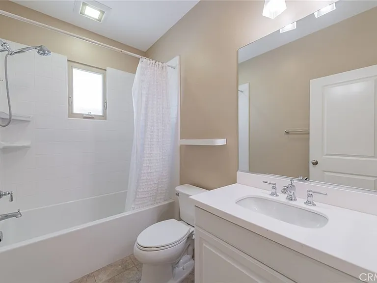 105 Doverwood — Photo 13