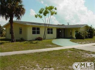 473 Riomar Dr, Port Saint Lucie, FL 34952