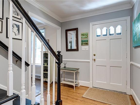 4th image of 1611 Swansbury Dr