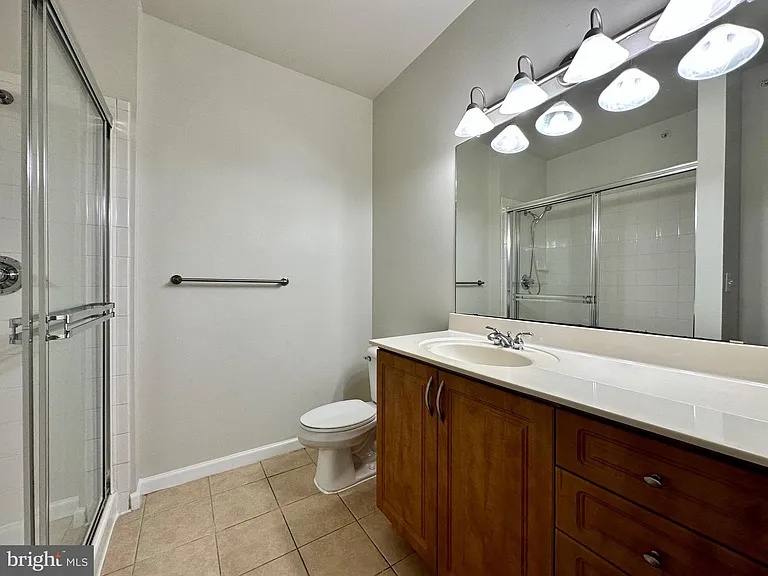 12925 Centre Park Cir #405 — Photo 22