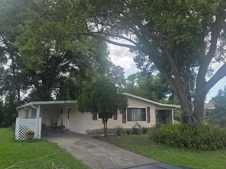 8968 SW 100th Ln — Photo 1