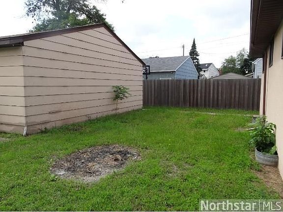 3rd image of 1322 Eldridge Ave