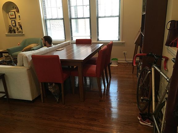 3rd image of 1823 W Leland Ave APT 1