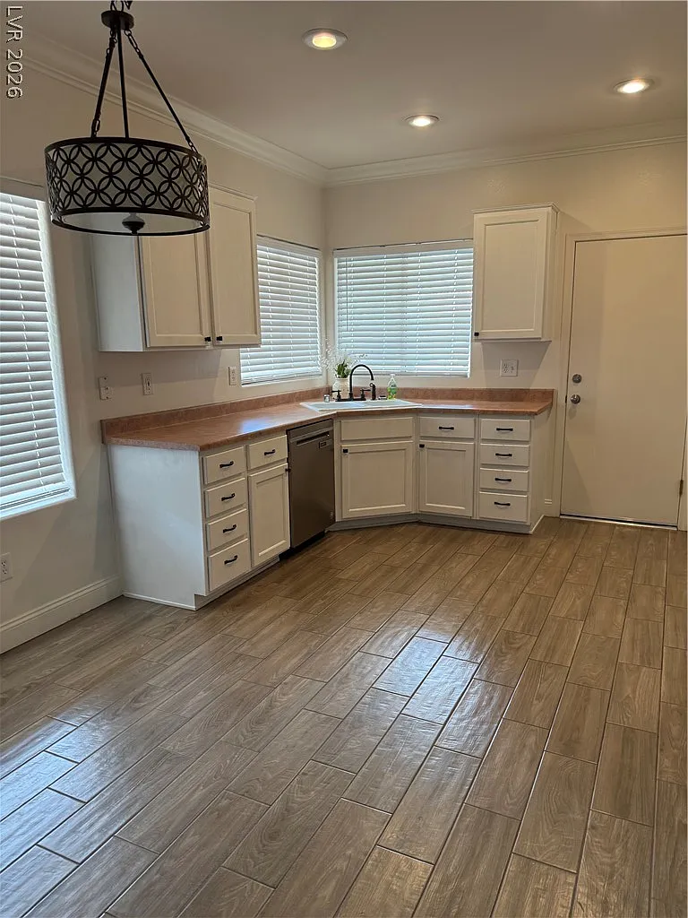 2 bed, 2.0 bath, 1160 sqft, $1,950 — Photo 3