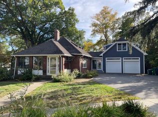 68 Walnut Hill Rd, Newton, MA 02459