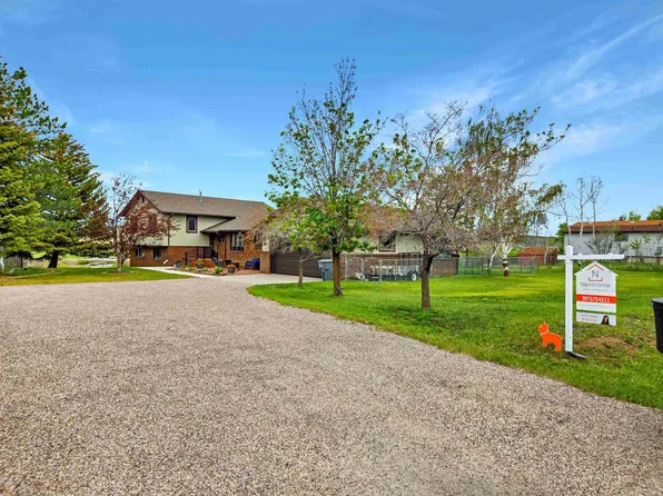 102 Broken Circle Dr, Evanston, WY 82930