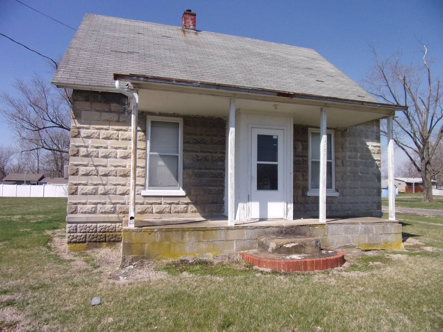 537 Curtis Pl, White Hall, IL 62092 Zillow