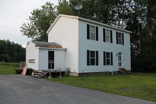 1st image of 15 Cheryl Dr