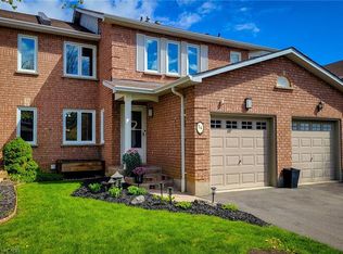 7 Davidson Blvd #14, Hamilton, ON L9H 6Y7