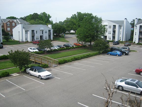 4th image of 1869 Chantilly Court # Fl 3rd