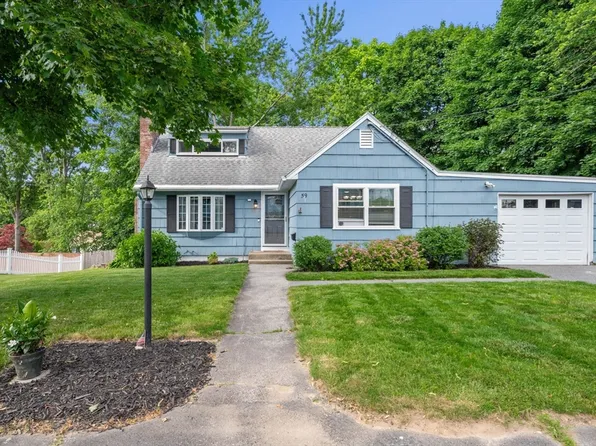 59 Blossom Ln, Marlborough, MA 01752
