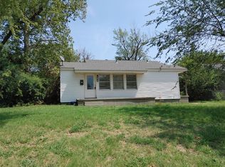 803 W Rickenbacker Dr, Midwest City, OK 73110