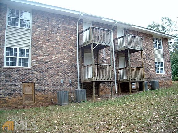 3rd image of 54 Sunrise Cir